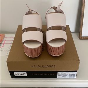 Kelsi Dagger Brooklyn NASHNS platform sandals 7.5